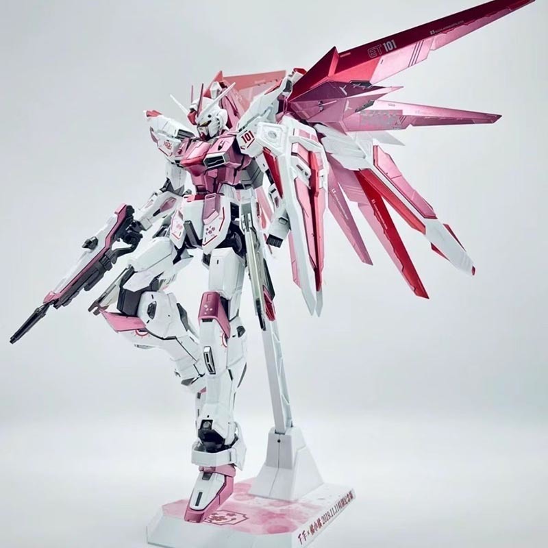 Model Kit Fire Lord - Mg Cherry Blossom Freedom 2.0 Magic