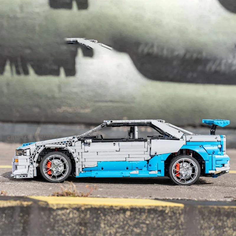3383PCS supercar model buiding – Model Kit R34 recenzja i cena